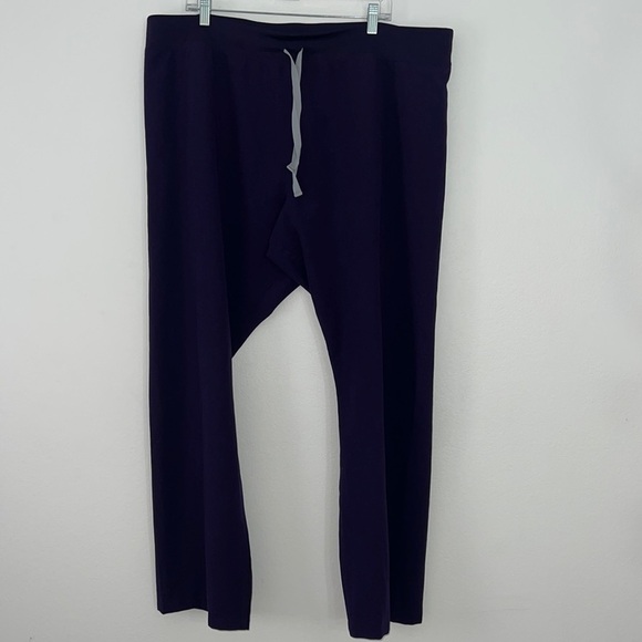 Figs Purple Cargo Scrub Pants Size 2XL Two Pairs - Picture 2 of 7